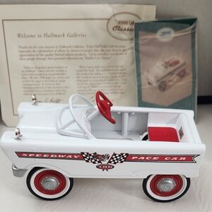 Hallmark Kiddie Car Classics Murray 1961 Pace Car